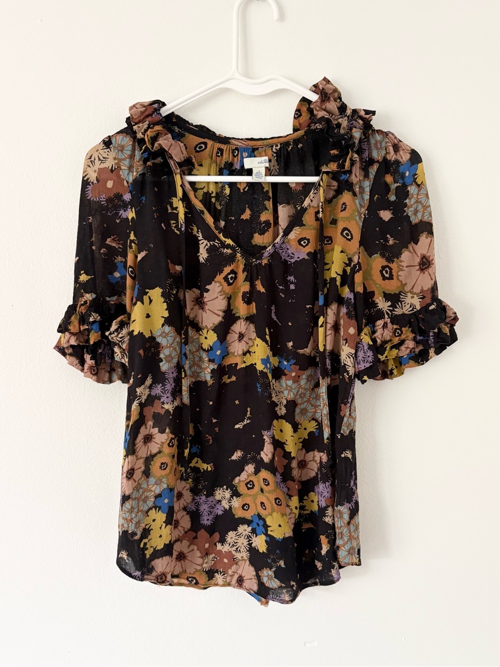 Anthropologie Odille Black Floral Bianca Ruffle Hem Tie Collar Blouse Size 2